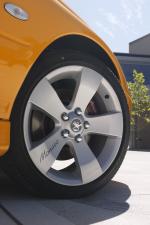 Holden Monaro VZ 2004 года